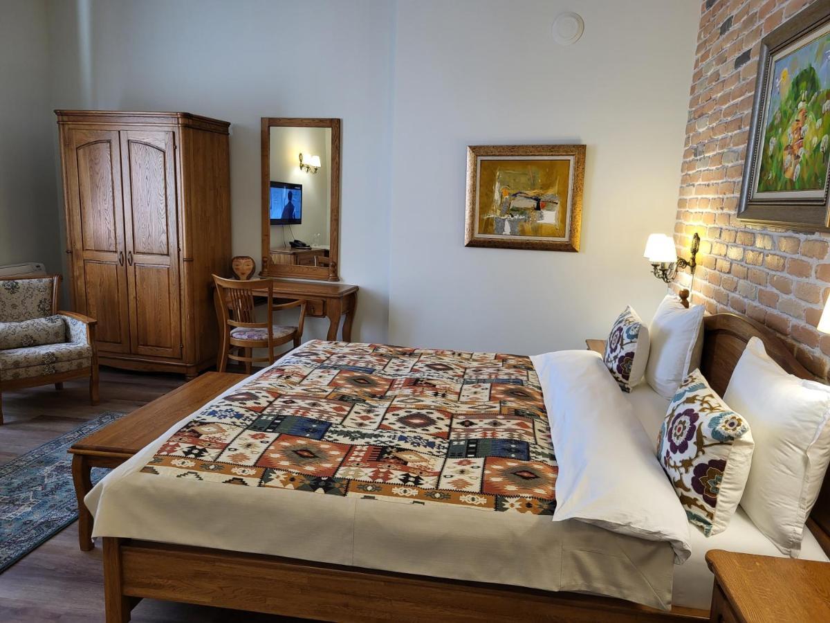Hotel Odeon Plovdiv Esterno foto